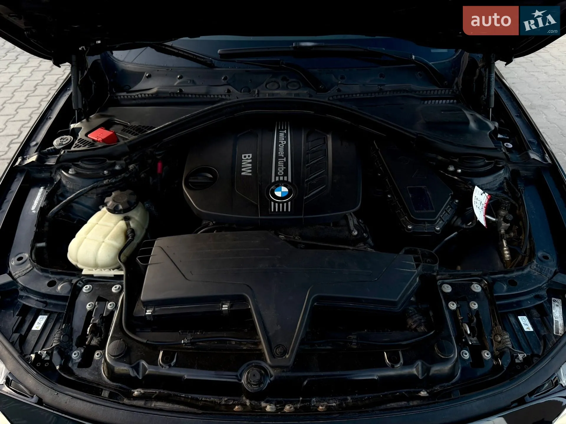 2012 BMW 3er - мініатюра 18