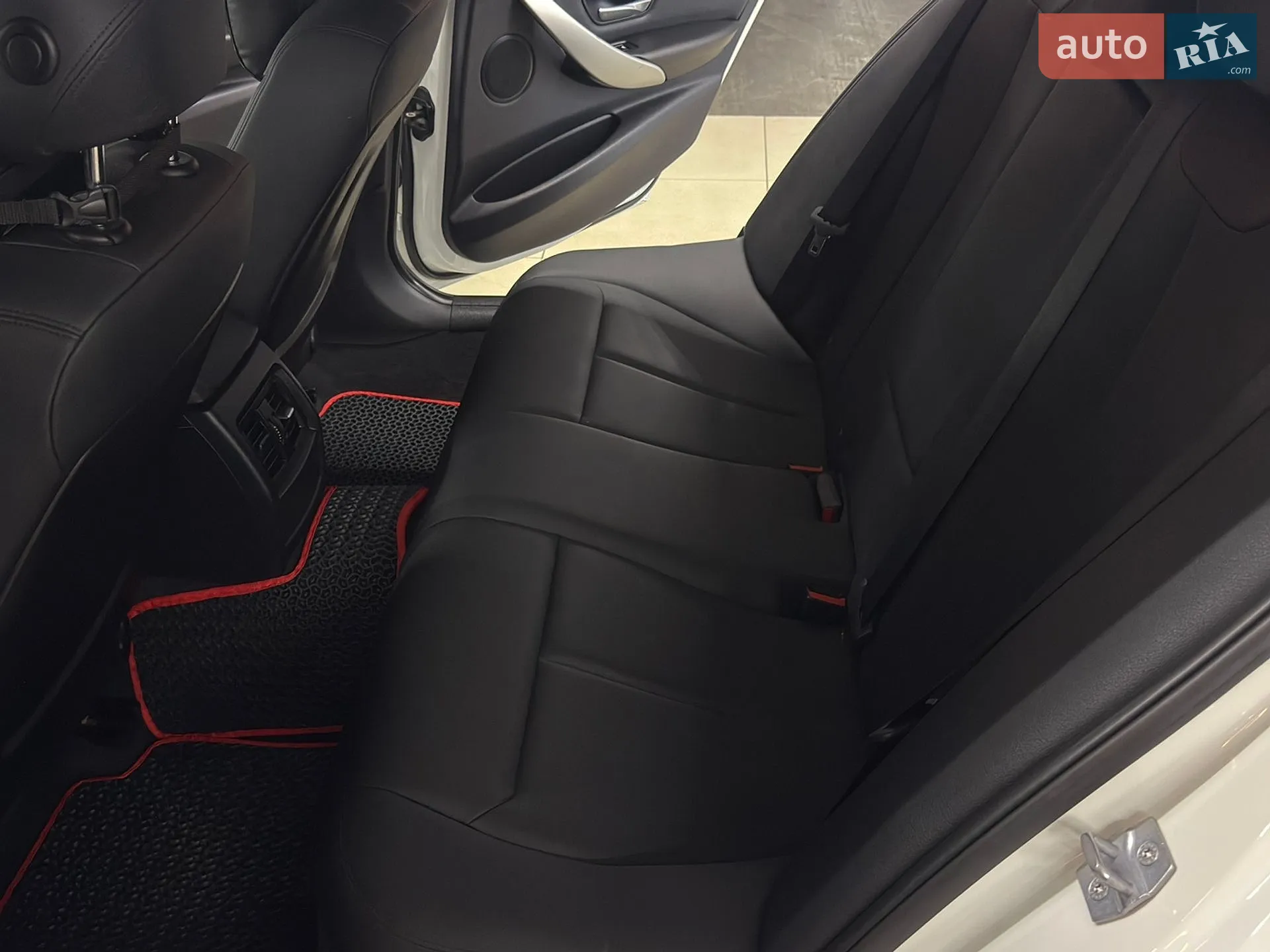 2014 BMW 3er - мініатюра 24