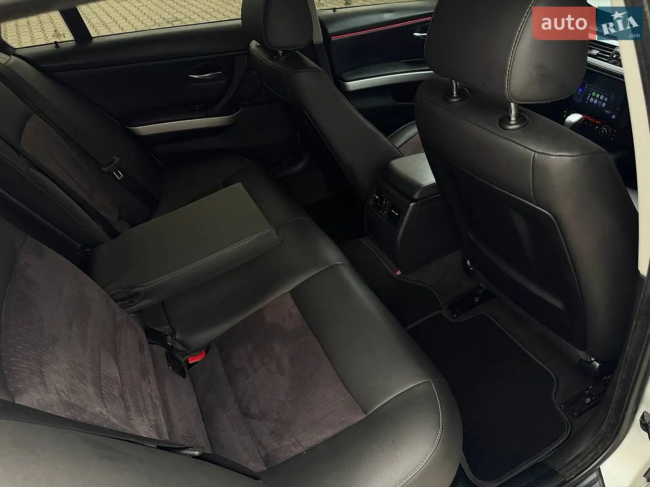 2010 BMW 3er - мініатюра 28