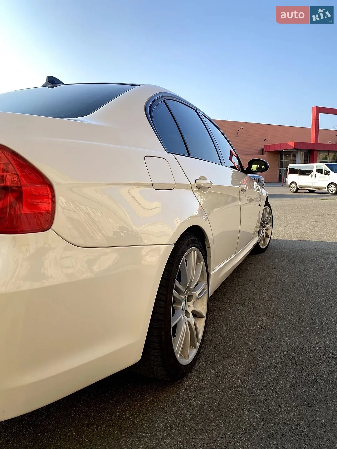 2010 BMW 3er - мініатюра 9