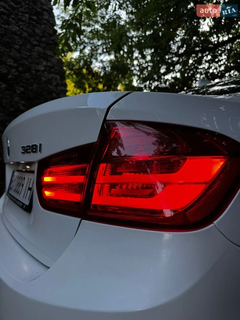 2012 BMW 3er - мініатюра 11