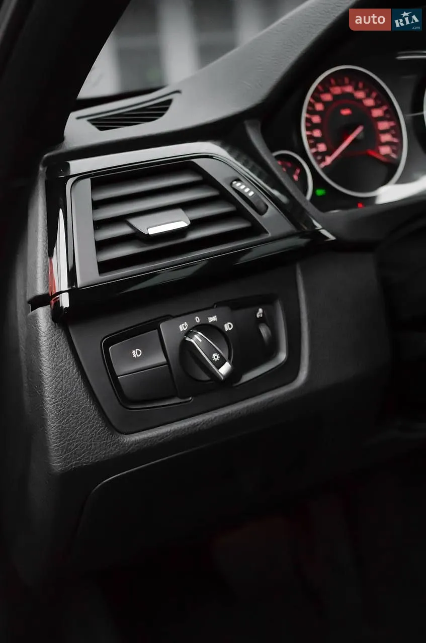 2015 BMW 3er - мініатюра 9
