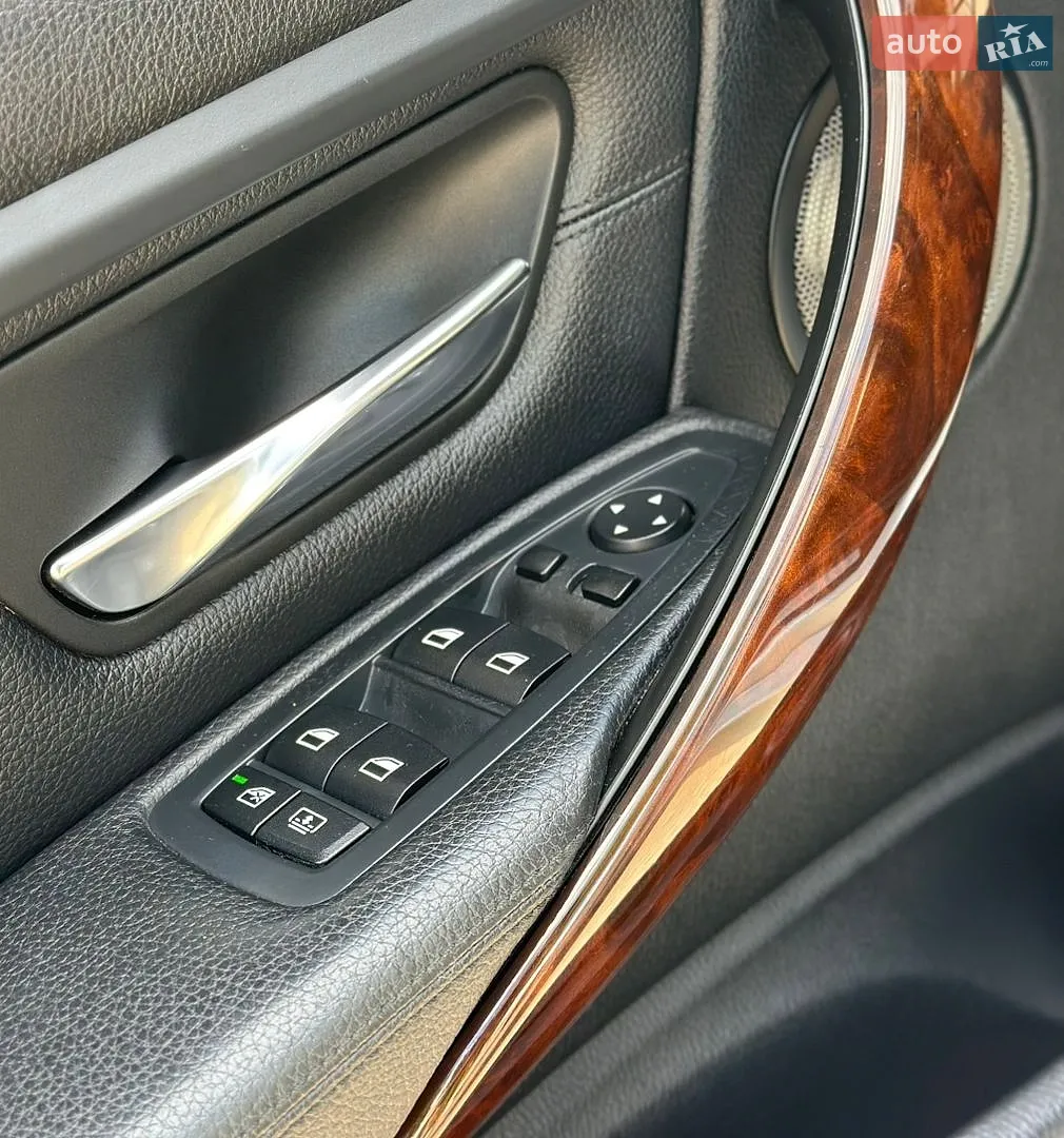 2012 BMW 3er - мініатюра 16