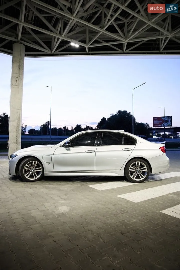 2016 BMW 3er - мініатюра 8