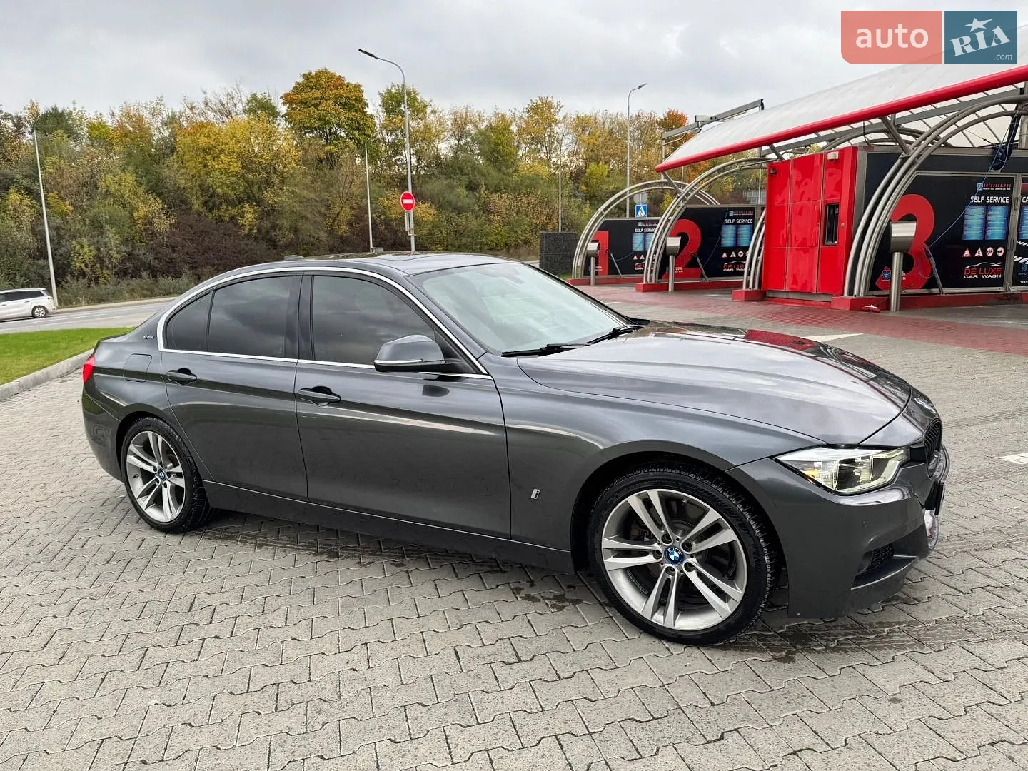 2017 BMW 3er - мініатюра 2