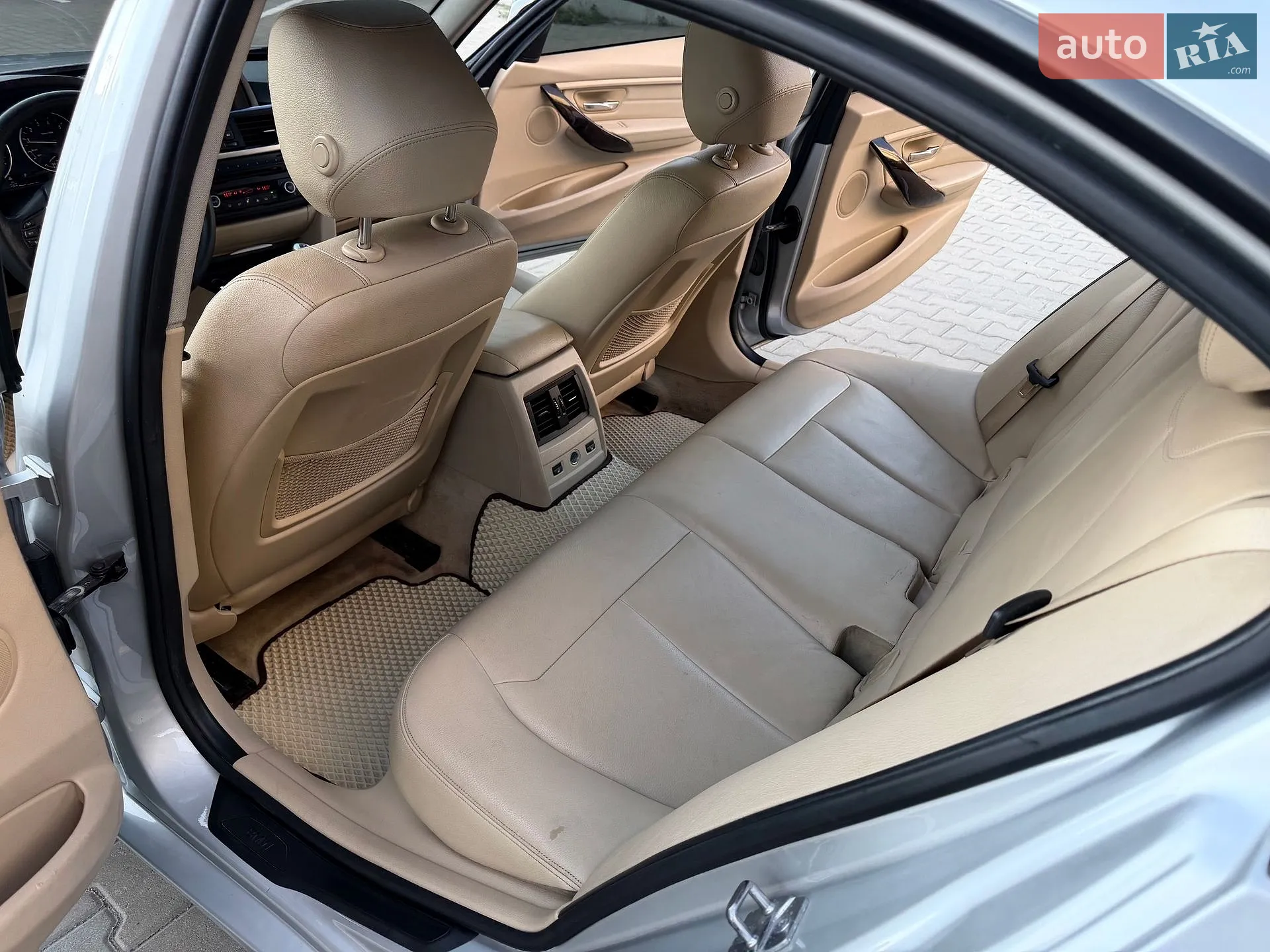 2015 BMW 3er - мініатюра 18