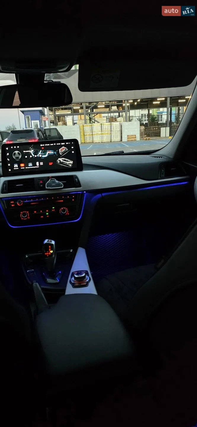BMW 3 Series 2015 VIN WBA3K91020K404400 фото оголошення 31 з 75