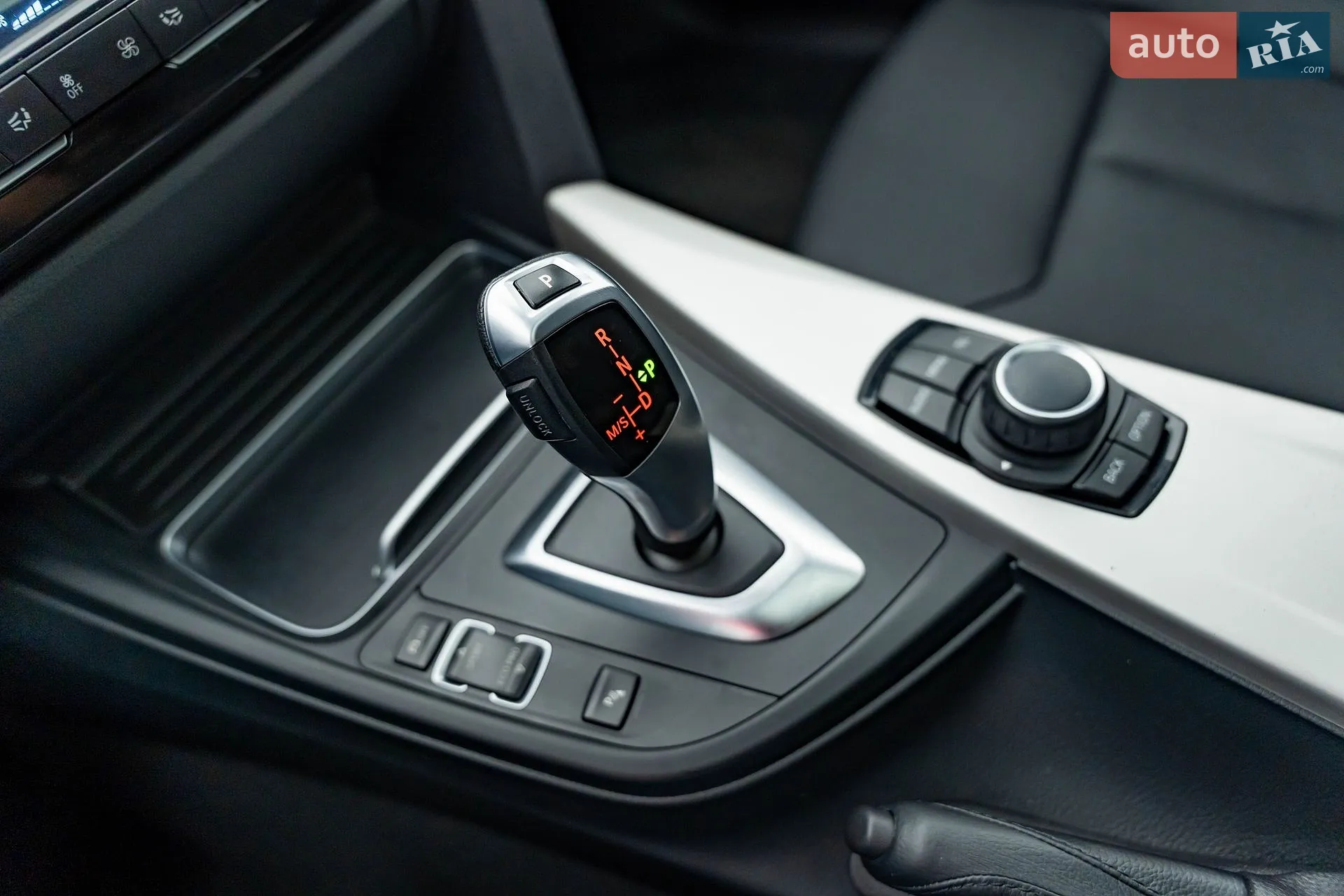 2016 BMW 3er - мініатюра 22