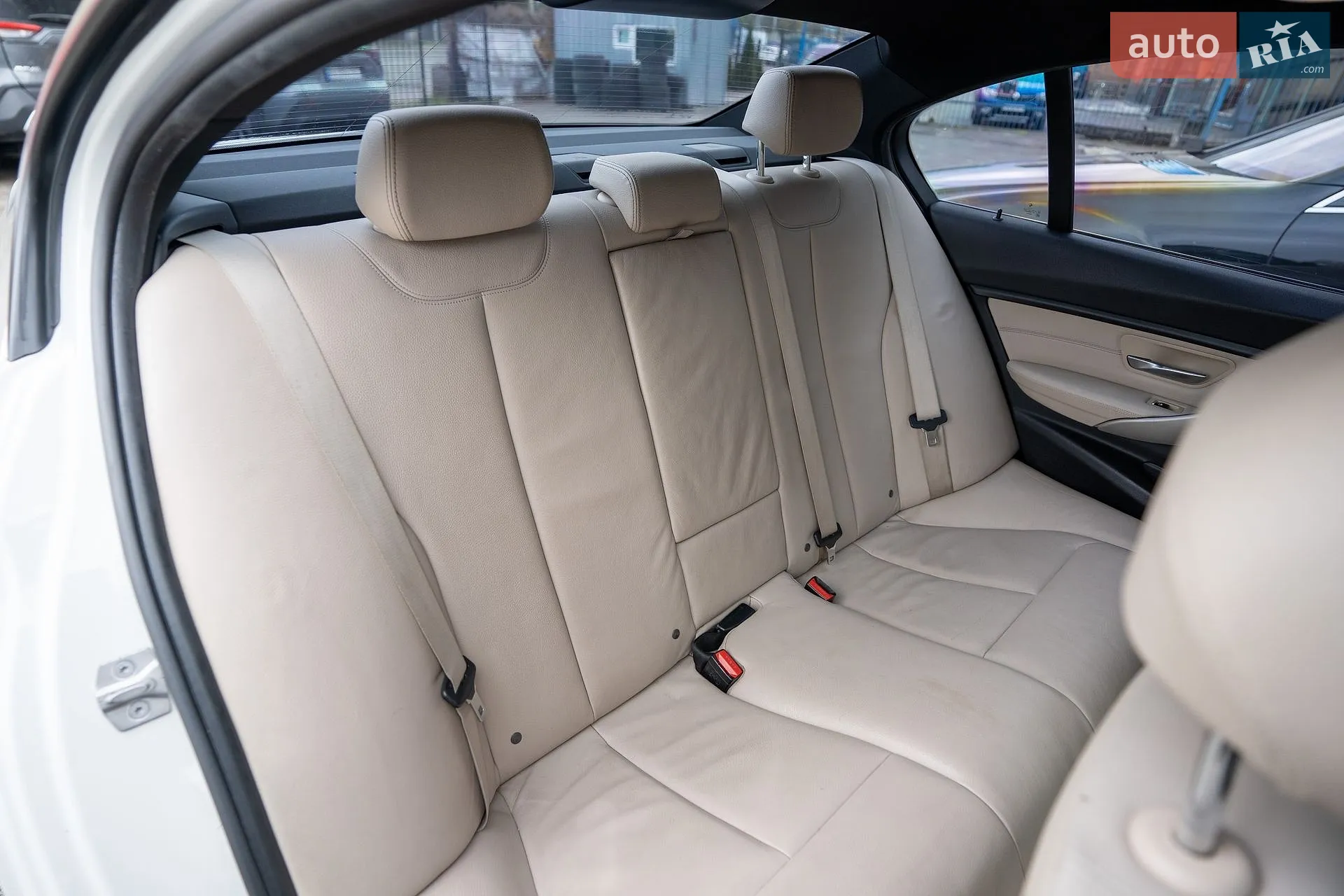 2016 BMW 3er - мініатюра 28