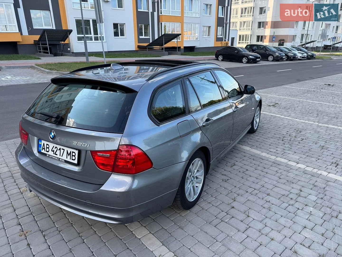 2010 BMW 3er - мініатюра 15