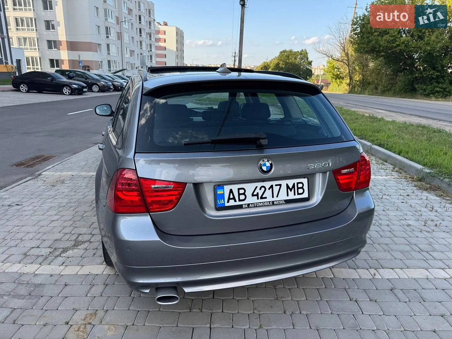 2010 BMW 3er - мініатюра 14