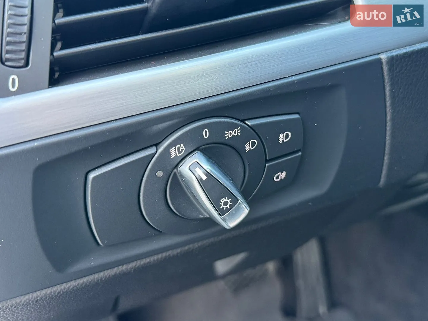 2010 BMW 3er - мініатюра 20