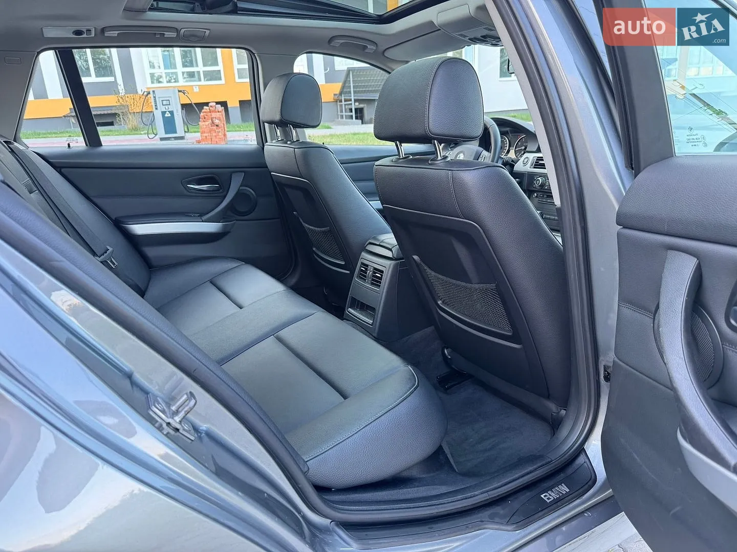 2010 BMW 3er - мініатюра 33