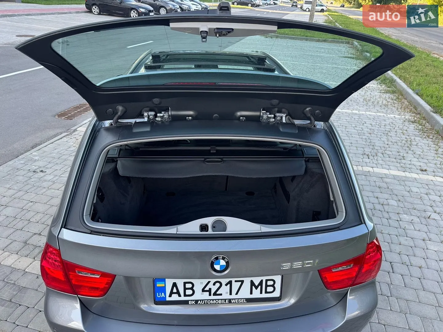 2010 BMW 3er - мініатюра 35