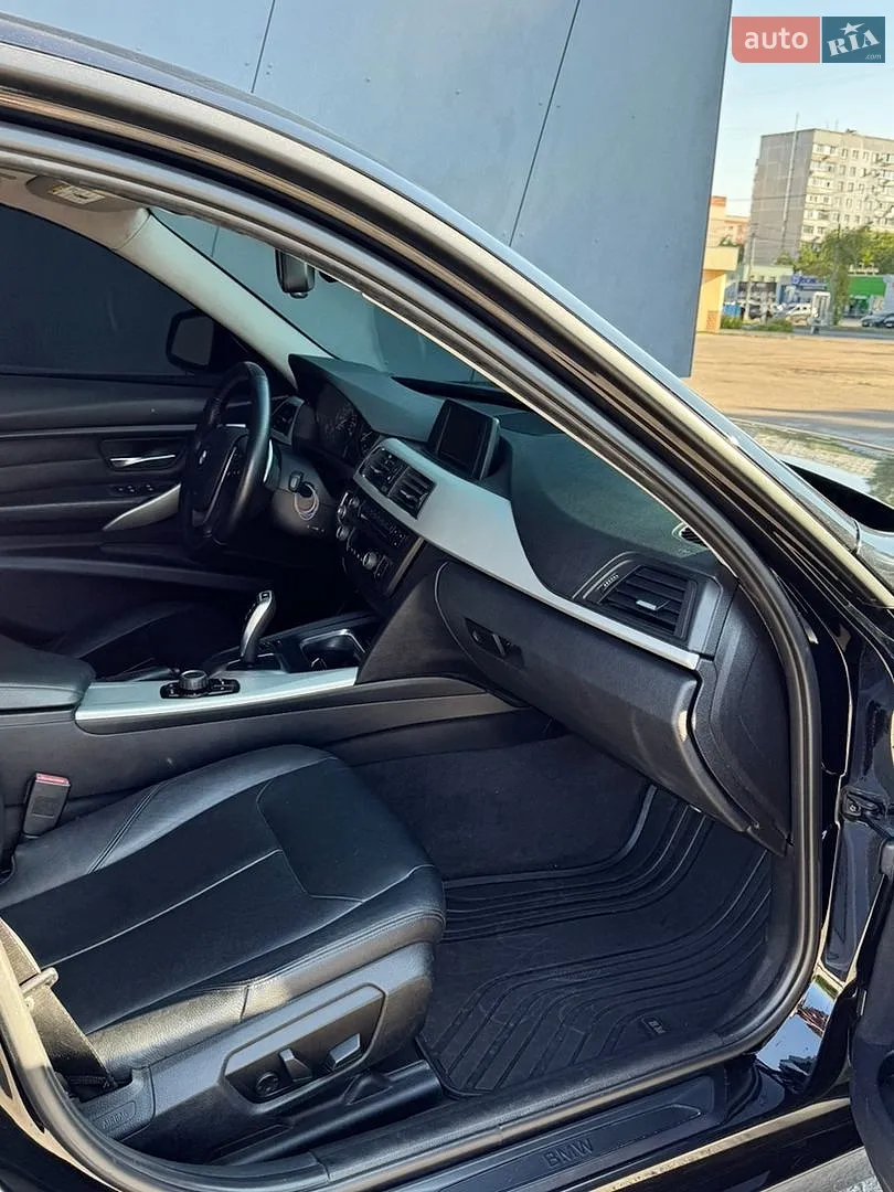 2012 BMW 3er - мініатюра 12
