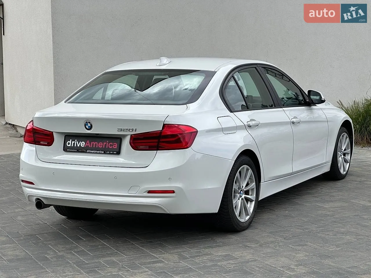 2016 BMW 3er - мініатюра 5