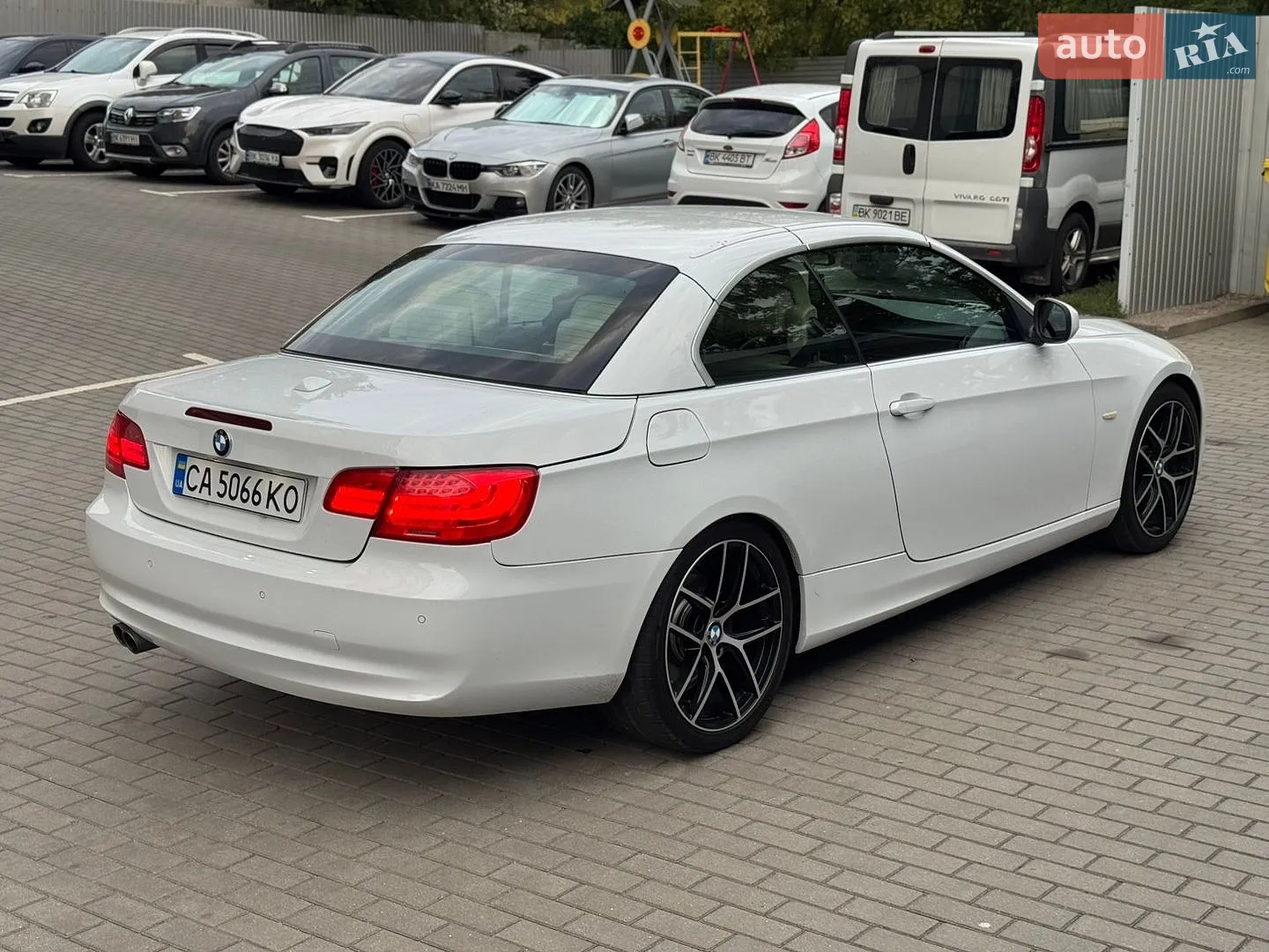 2011 BMW 3er - мініатюра 9