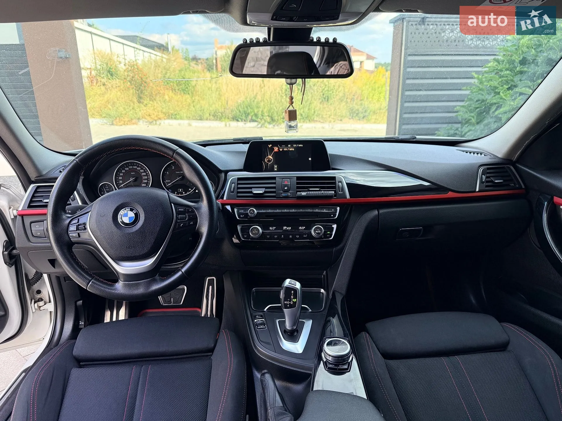 2016 BMW 3er - мініатюра 11