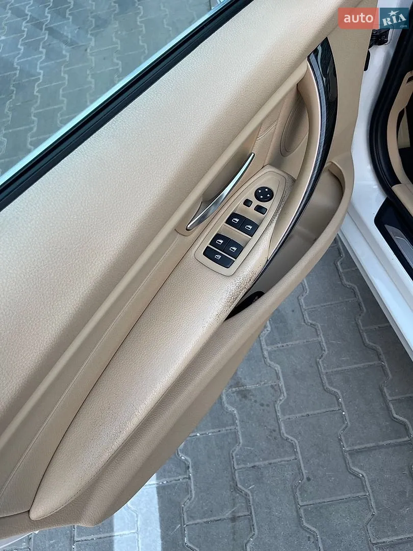 2012 BMW 3er - мініатюра 9