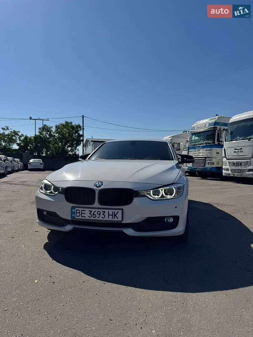 2012 BMW 3er - мініатюра 2