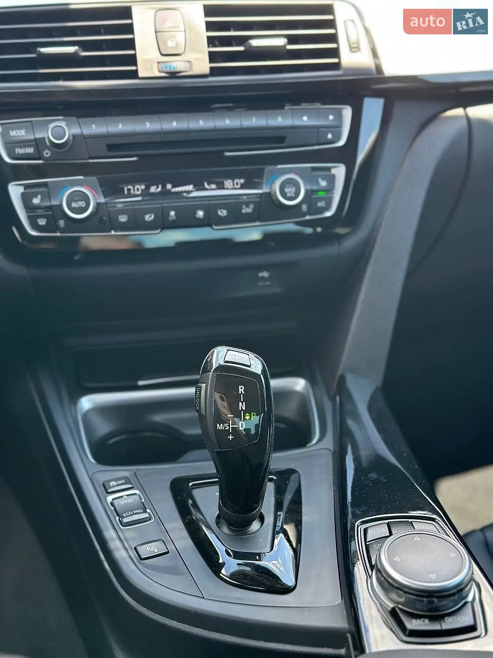 2016 BMW 3er - мініатюра 26
