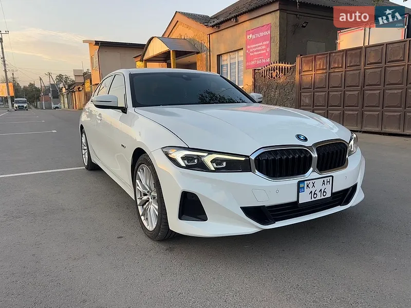 BMW 3 Series 2023