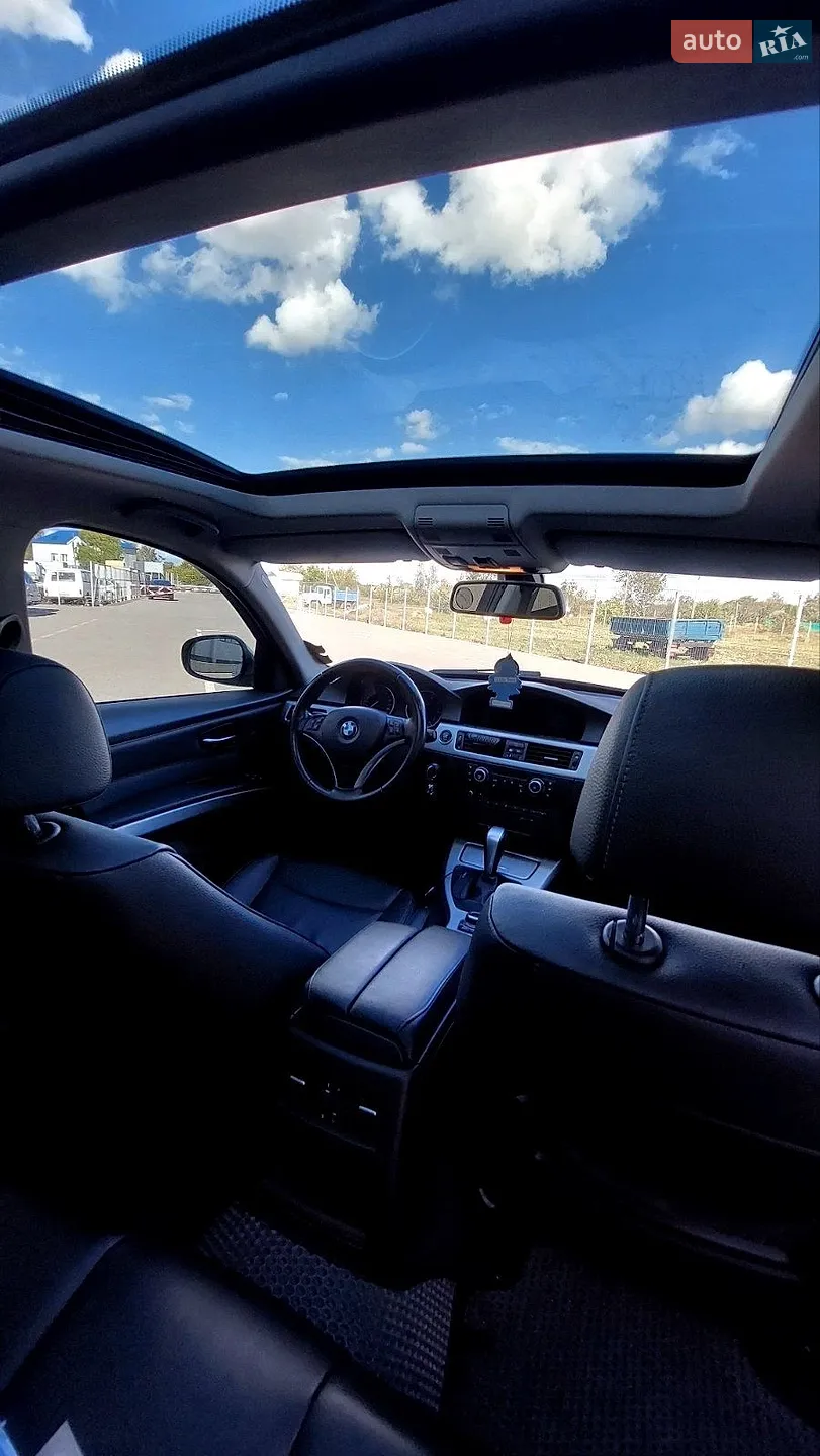 2011 BMW 3er - мініатюра 8