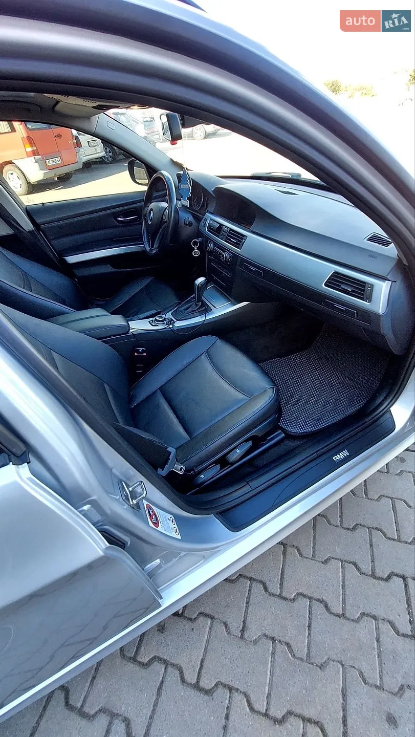2011 BMW 3er - мініатюра 14