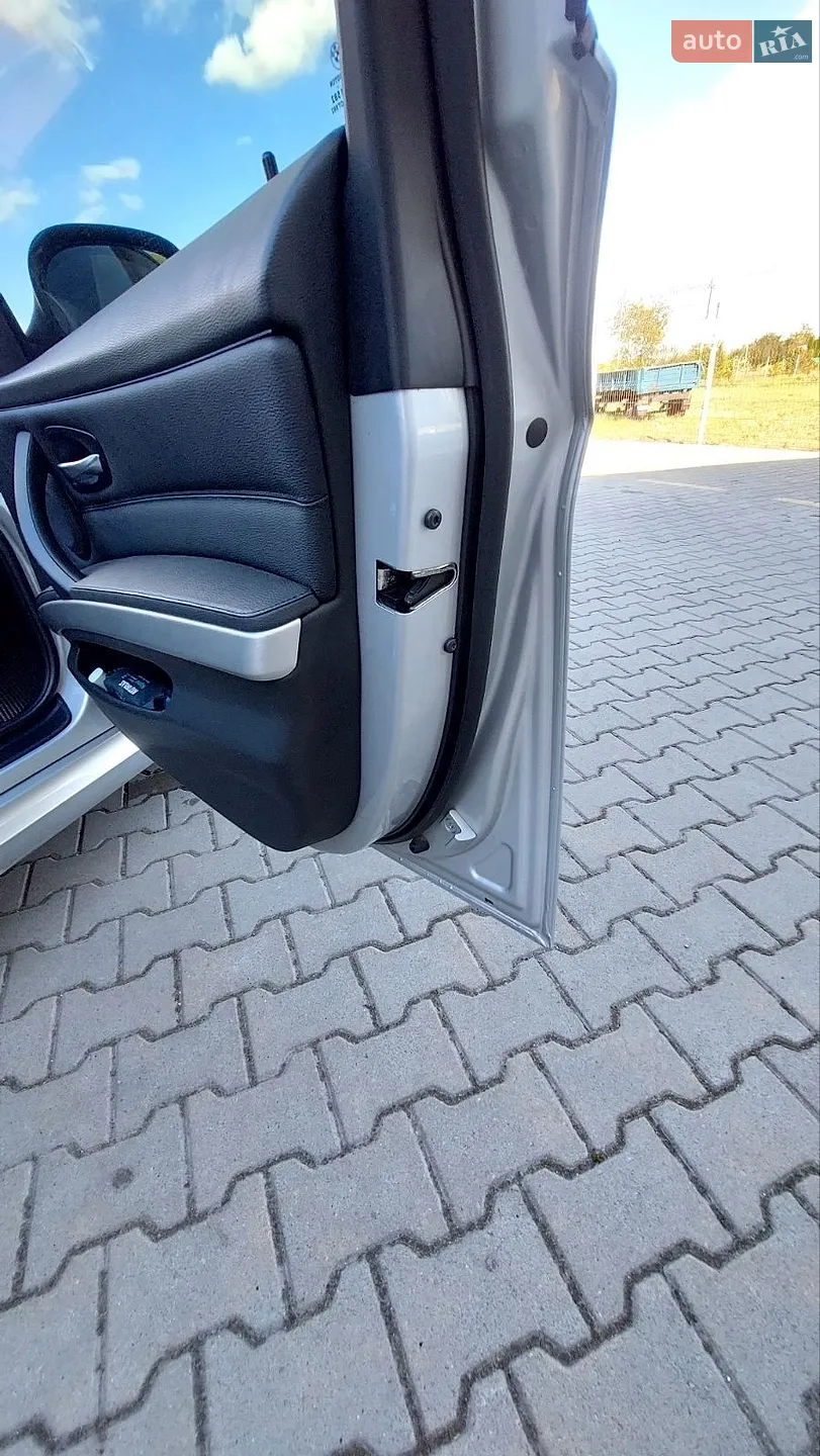 2011 BMW 3er - мініатюра 22