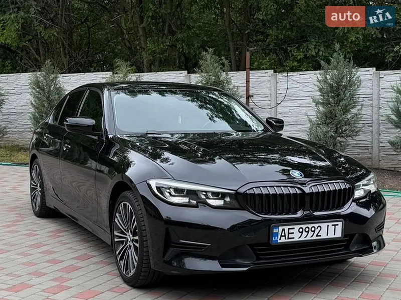 BMW 3 Series 2022