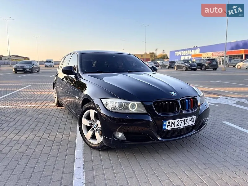 BMW 3 Series 2010
