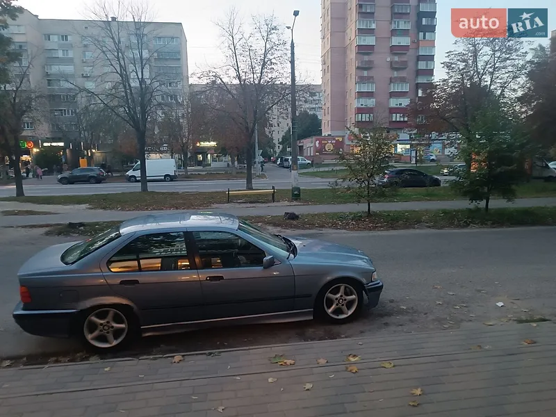 BMW 3 Series 1993
