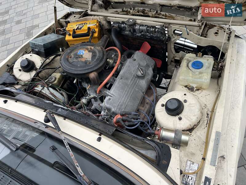 Седан BMW 315 1983 в Харькове