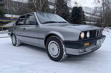 Седан BMW 316 1988 в Христинівці