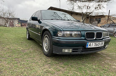 Седан BMW 316 1995 в Києві