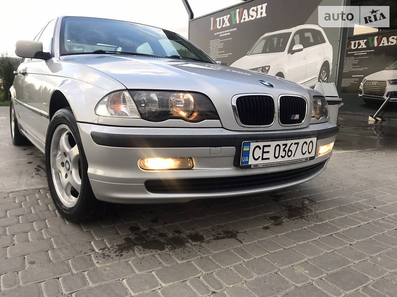 BMW 318 svisha