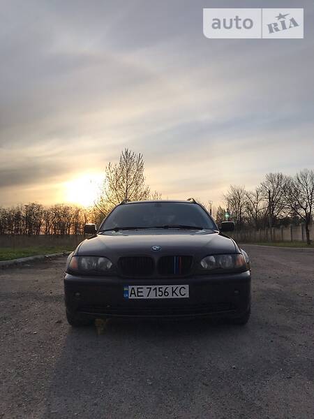 BMW 320