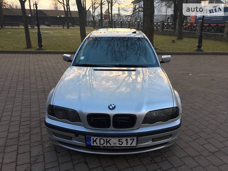 BMW 320