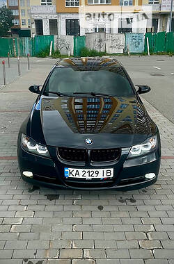 Седан BMW 320 2006 в Києві