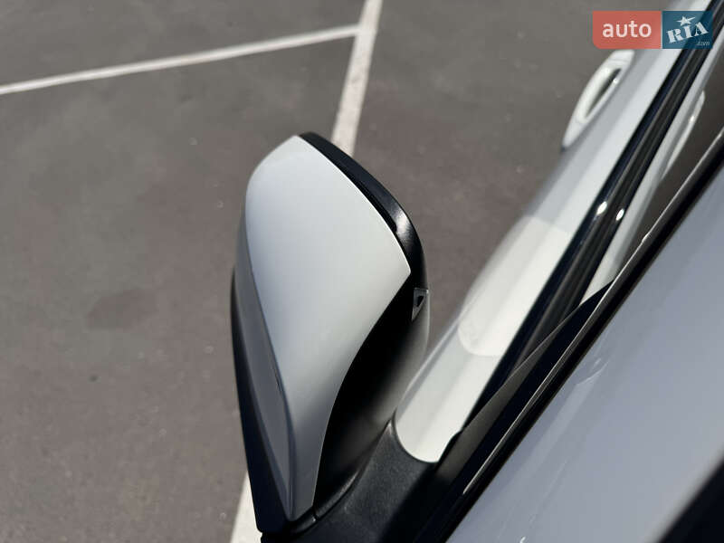 Купе BMW 4 Series Gran Coupe 2017 в Днепре фото 18 Купе BMW 4 Series Gran Coupe 2017 в Днепре