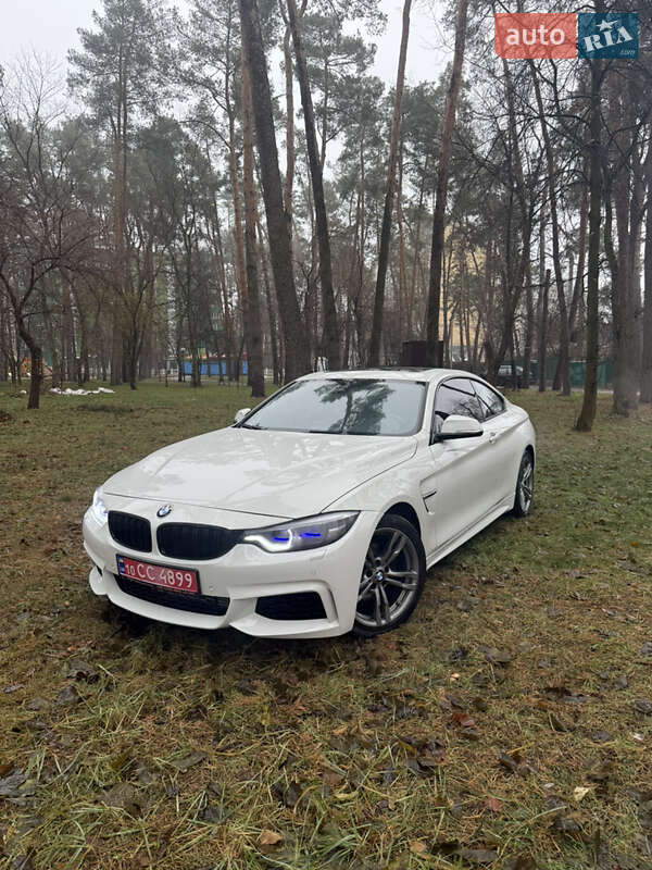 Купе BMW 4 Series 2015 в Києві