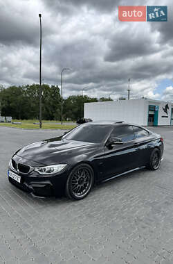 Купе BMW 4 Series 2016 в Києві