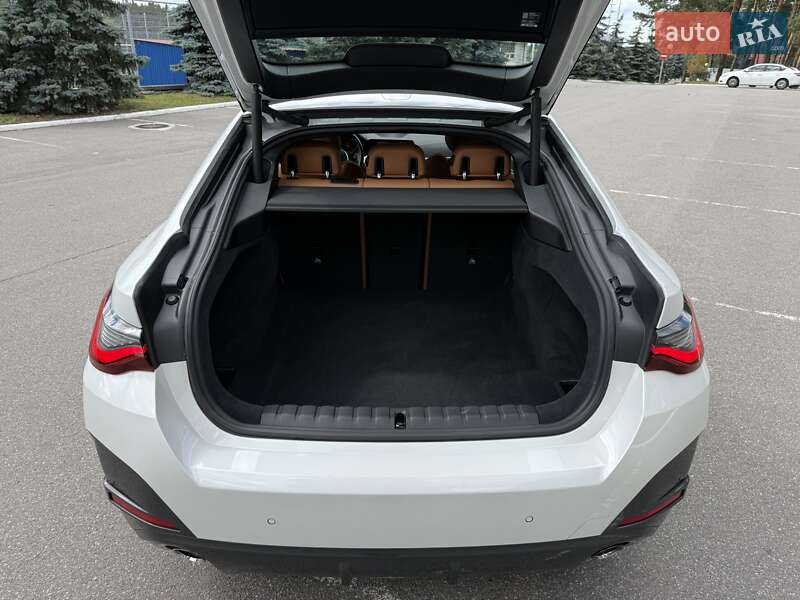 Купе BMW 4 Series 2023 в Киеве фото 14 Купе BMW 4 Series 2023 в Киеве