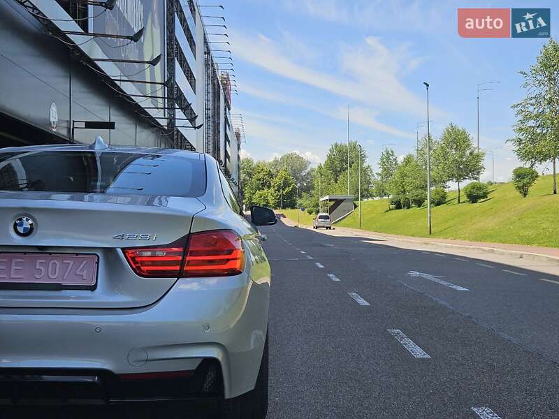 Купе BMW 4 Series 2015 в Киеве