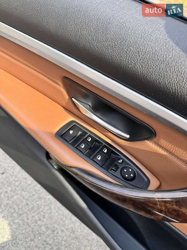 Кабриолет BMW 4 Series 2016 в Киеве