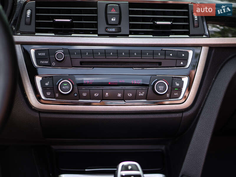 Кабріолет BMW 4 Series 2015 в Ужгороді