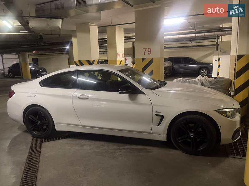 Купе BMW 4 Series 2017 в Киеве