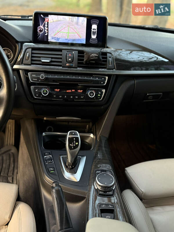 Кабриолет BMW 4 Series 2015 в Львове фото 28 Кабриолет BMW 4 Series 2015 в Львове