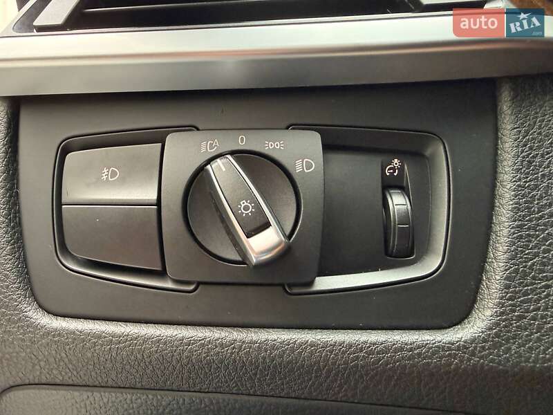 Кабріолет BMW 4 Series 2015 в Києві фото 15 Кабріолет BMW 4 Series 2015 в Києві