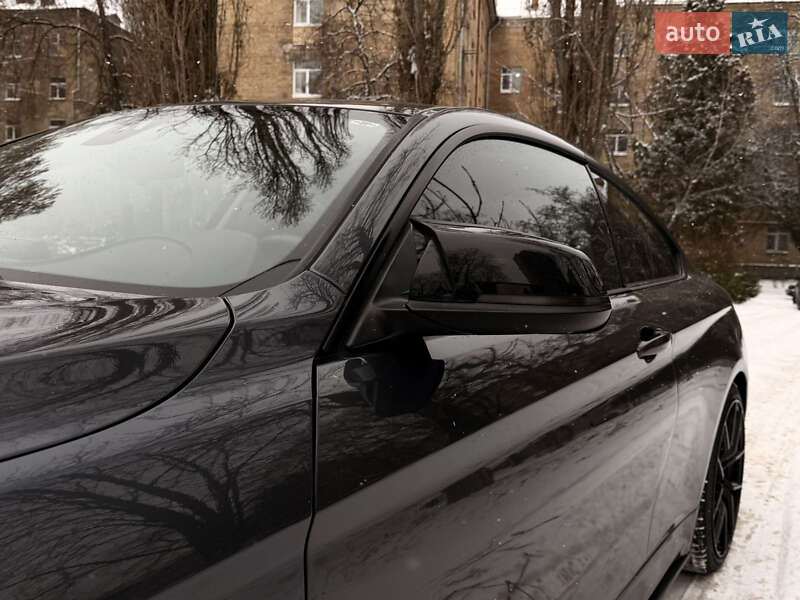 Купе BMW 4 Series 2015 в Києві